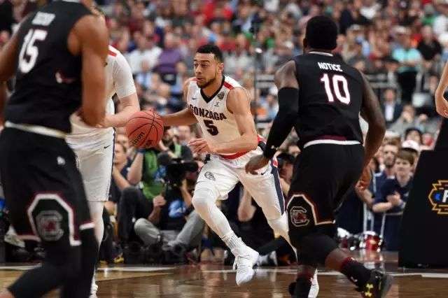 NCAA篮球比赛规则详解 NCAA篮球比赛规则详解